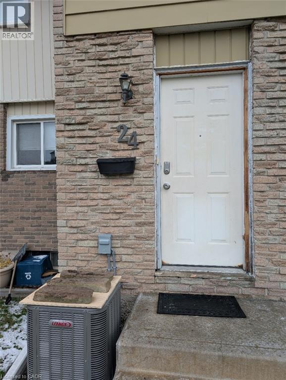 Building Photo - 423 Westwood Dr