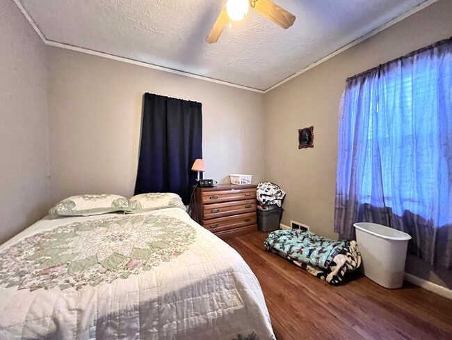 Foto del edificio - 3007 Mahaska Ave