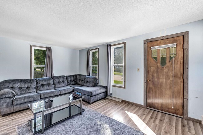 Foto del edificio - 414 W 6th St