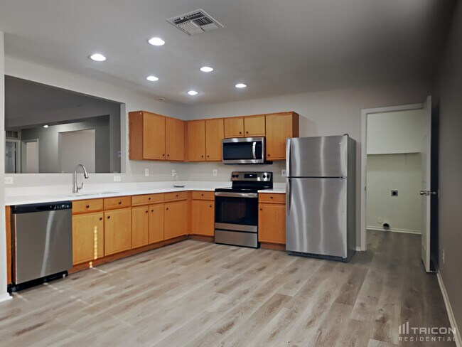 Foto del edificio - 12792 N B St