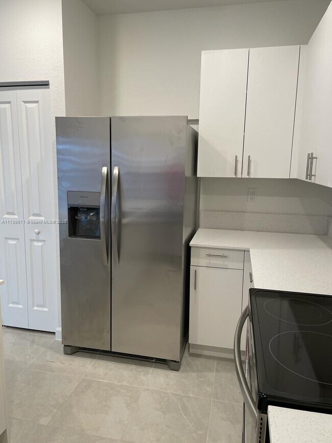 Foto del edificio - 23481 SW 127th Pl