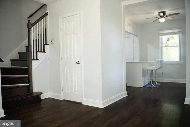 Building Photo - 422 Brandywine St SE