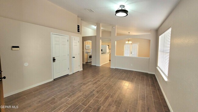 Foto del edificio - 3565 Chime Tower Pl