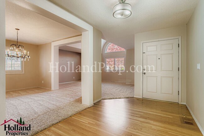Building Photo - **New Lower Price! $2,995 + $300 Move-In Incentive (Limited Time)** - Beautiful Single-Level Home...