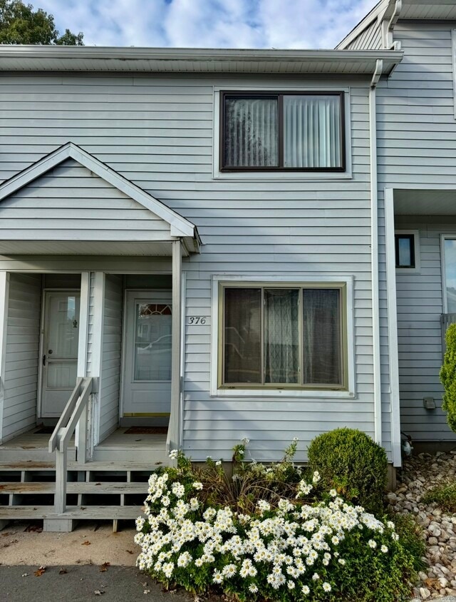 Foto principal - 376 Cypress Rd