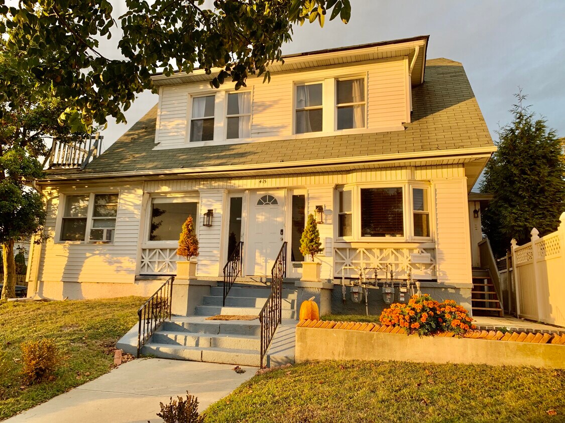 Exteriors\ - 415 Sunset Ave