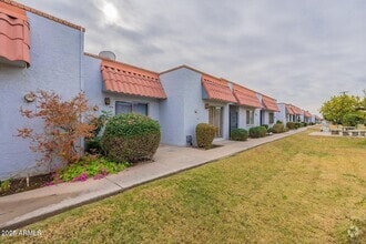 Building Photo - 6818 N 35th Ave