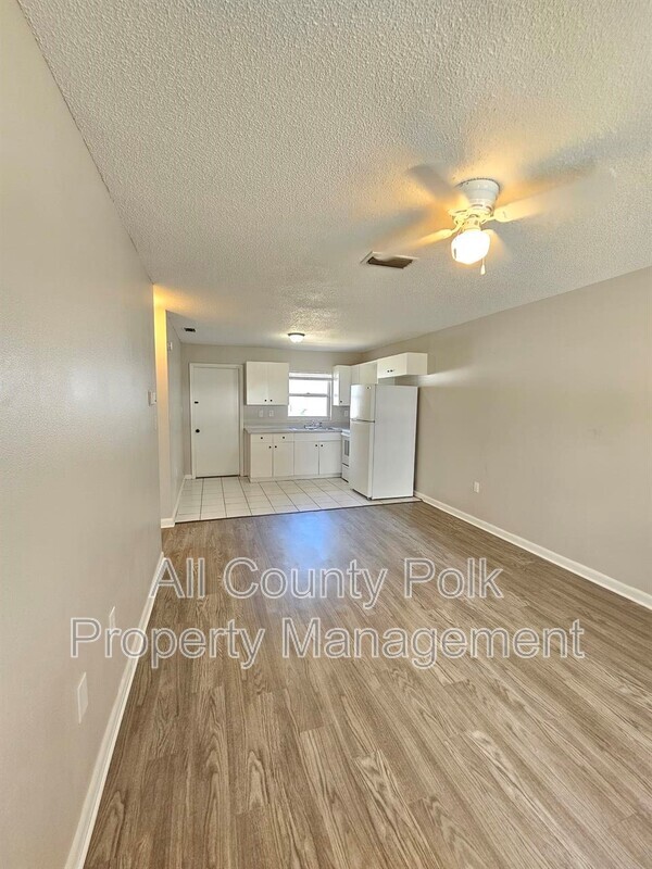 Foto del edificio - 455 Buck Moore Rd