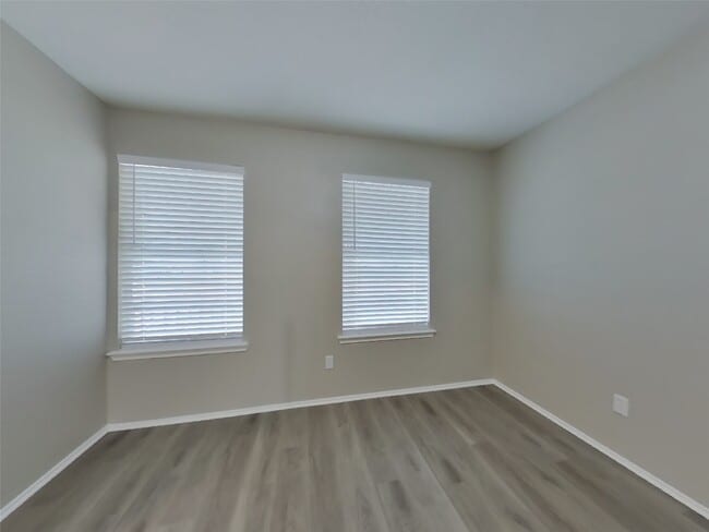 Foto del edificio - 16783 Fallen Timbers Dr