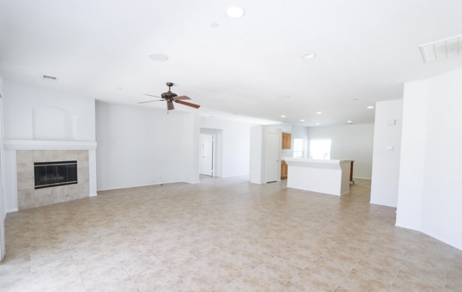 Building Photo - 3713 Vista Verde