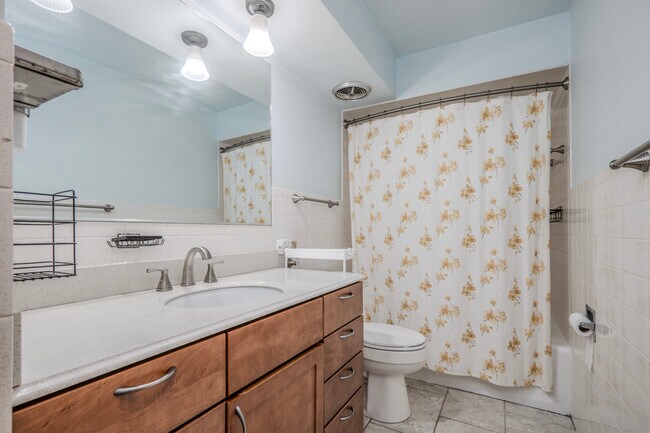 Foto del edificio - 4225 N Keystone Ave