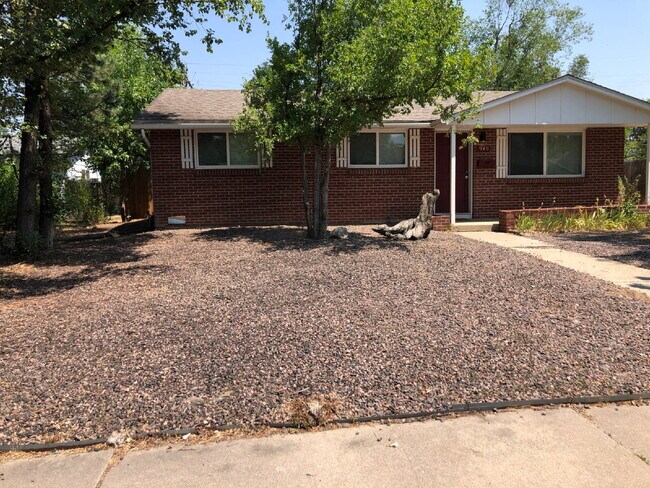 Foto del edificio - "Cute 3 Bed, 2 Bath in Boulder, large yard!"