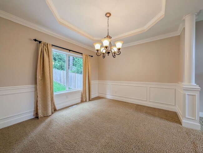 Foto del edificio - Modern and Elegant 3 Bed 2.5 Bath Home Featuring Luxury Finishes & 3-Car Garage!