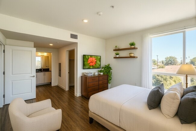 Building Photo - Cloud Nine