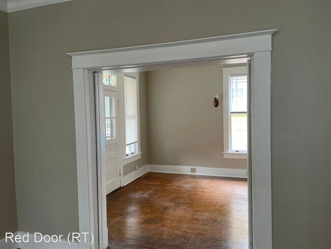 Building Photo - 4 br, 3 bath House - 1879 Felix Ave