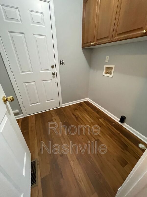 Foto del edificio - 1040 Blairfield Dr