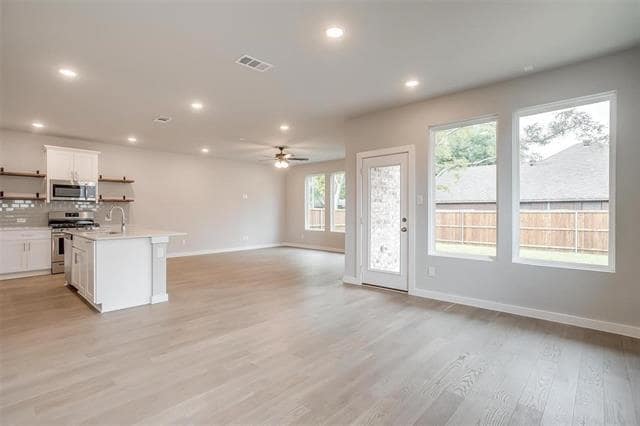 Building Photo - 4525 Hogan's Alley Dr