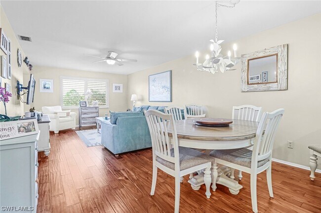 Foto del edificio - 5250 Fox Hollow Dr