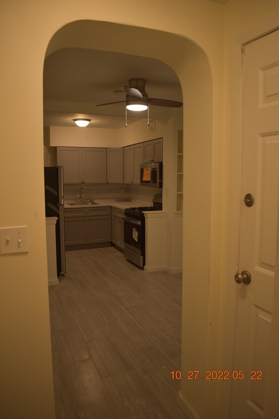 Kitchen - 1646 E 55th St