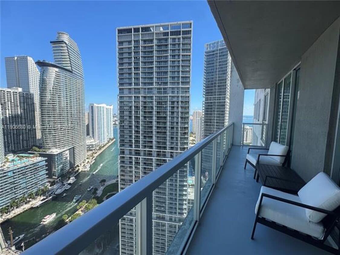 Photo - 500 Brickell Ave unit 3803 (A11906680)
