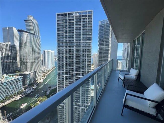 Photo - 500 Brickell Ave Apartment