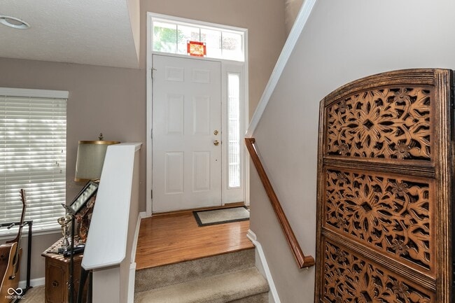 Foto del edificio - 420 Beverly Ct