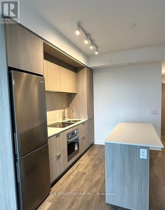 Photo du bâtiment - 130 River St