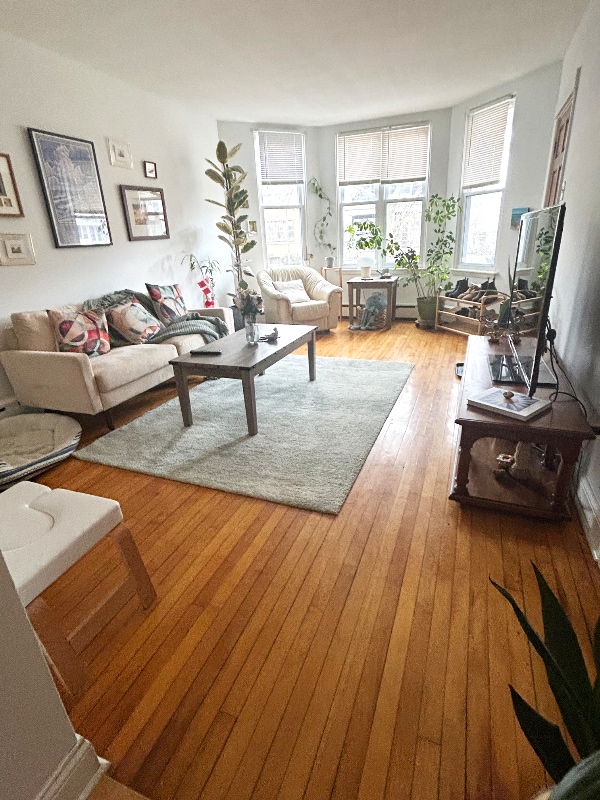 Foto del edificio - 3227 W Warner Ave