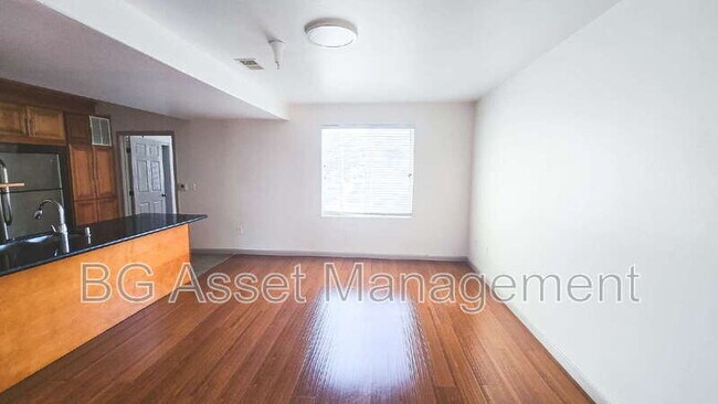 Foto del edificio - 1459 MacArthur Blvd