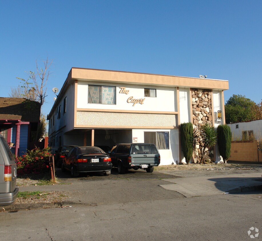 Building Photo - 11311 Emelita St