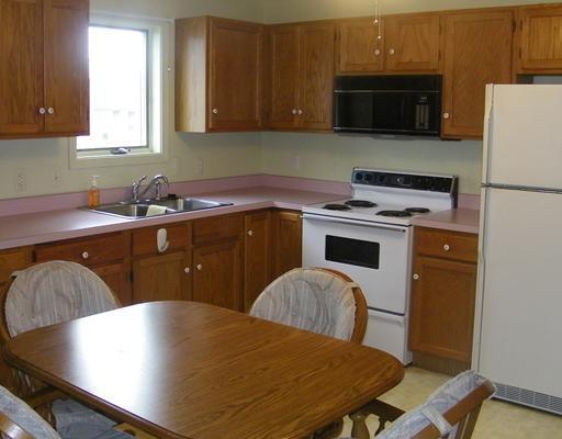 Foto del edificio - 485 Stonehaven Ct