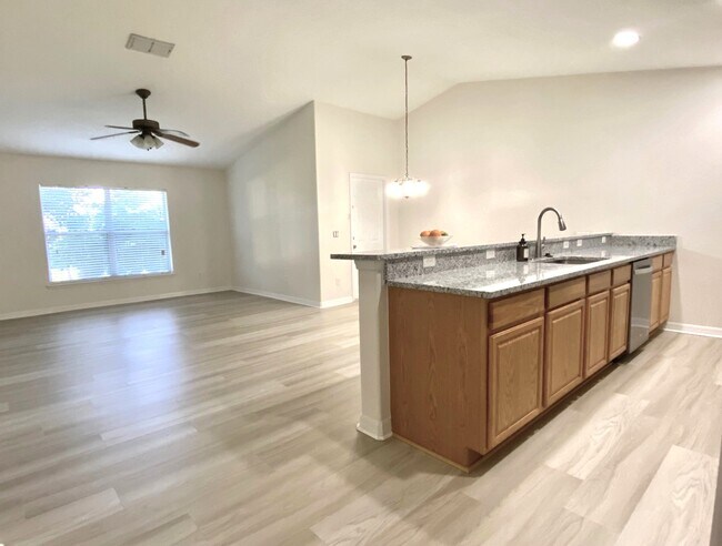 Foto del edificio - 462 Richmont Ct