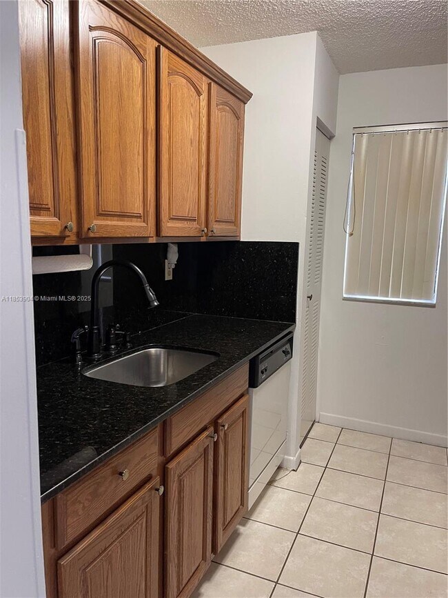 Building Photo - 15560 SW 80th St