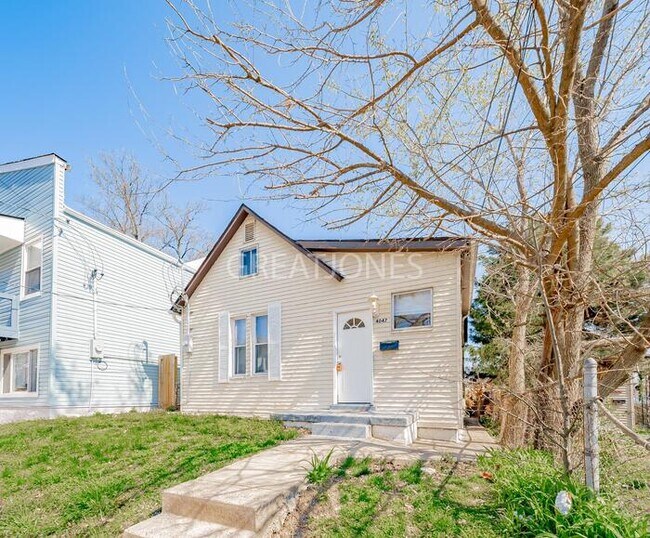 Building Photo - 4047 Schiller Pl