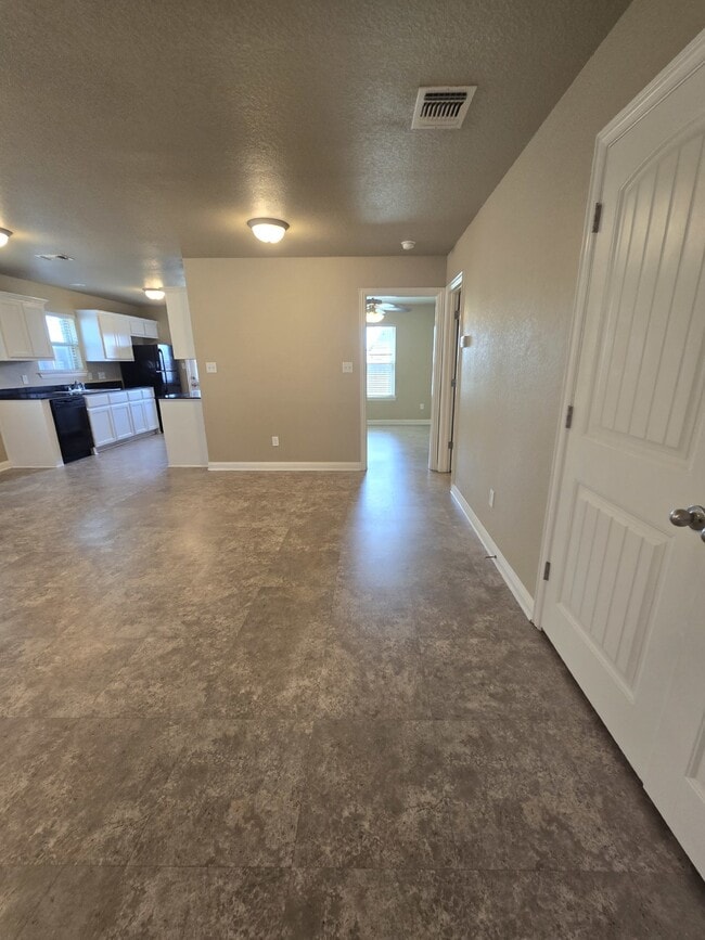 Building Photo - 3007 Weave Ct