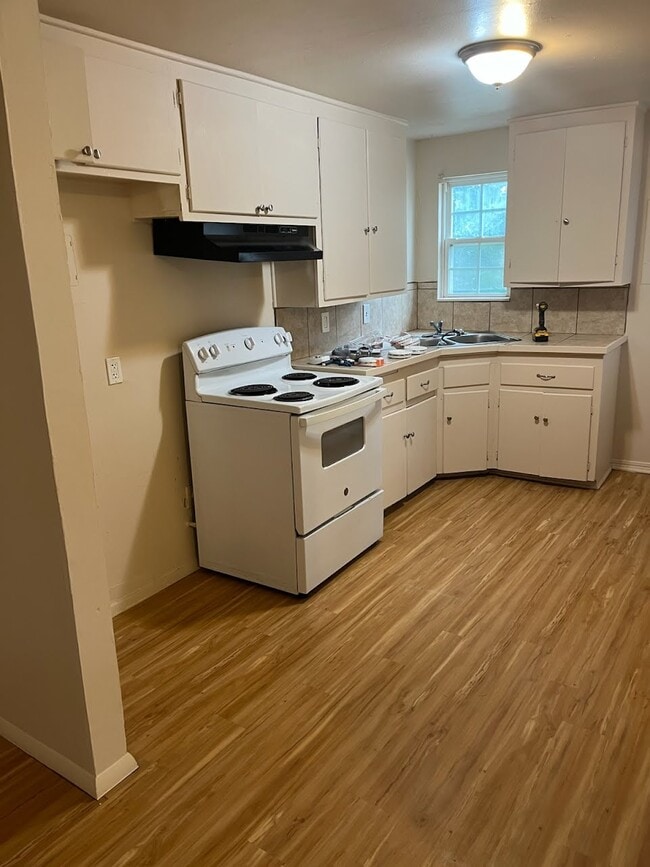 Foto del edificio - 1600 Breckenridge Dr