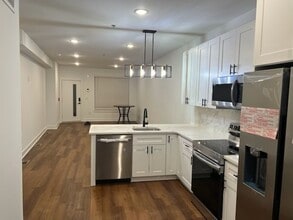 Building Photo - 2554 Frankford Ave
