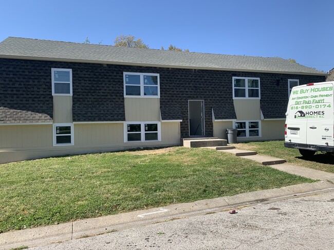 Building Photo - 730 N 70th St