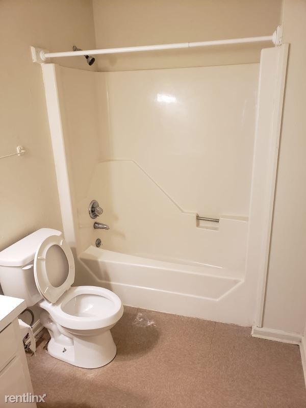 Foto del edificio - 2 br, 1 bath Apartment - 415 Paul St