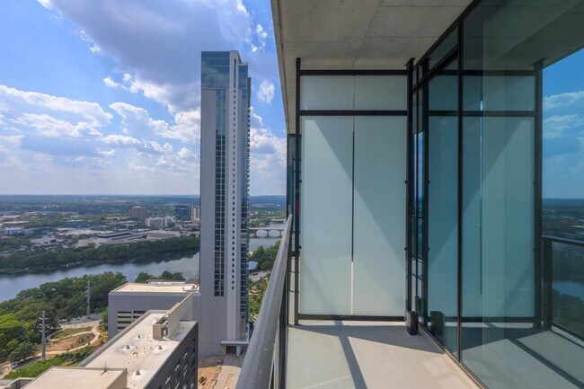 Foto del edificio - 610 Davis St