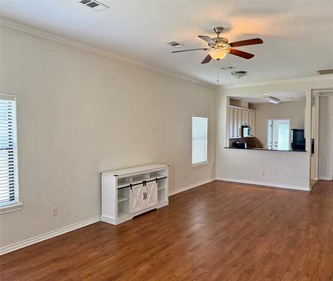 Foto del edificio - 3828 Black Hawk Ln