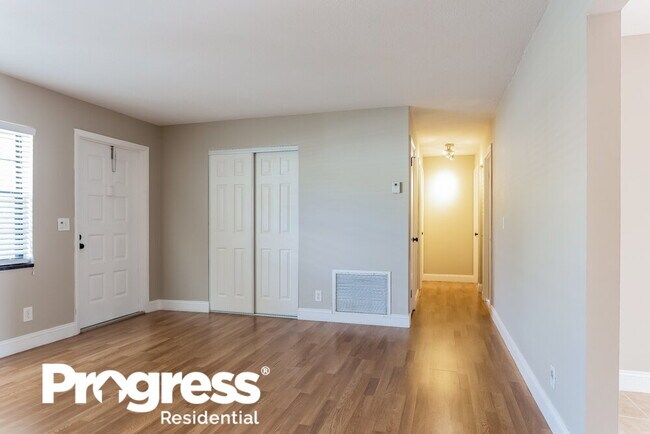 Foto del edificio - 9104 Affirmed Ln