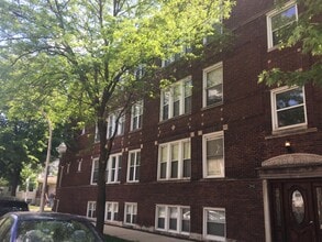 Building Photo - 2941 W Belle Plaine Ave