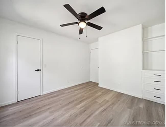 Building Photo - Charming 3-Bedroom Home with Spacious Yard in Prime Tulsa Location