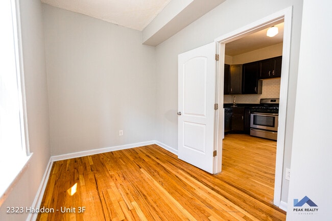 Building Photo - 2323 W Haddon Ave