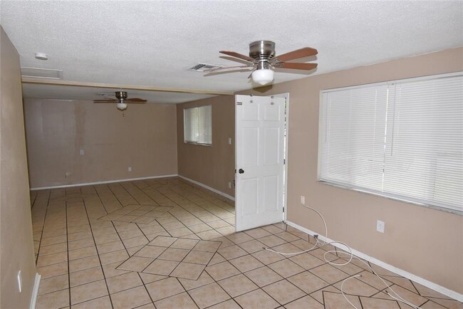 Building Photo - 7524 Galahad Rd