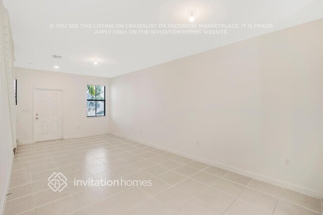 Foto del edificio - 2835 SW 16th Terrace