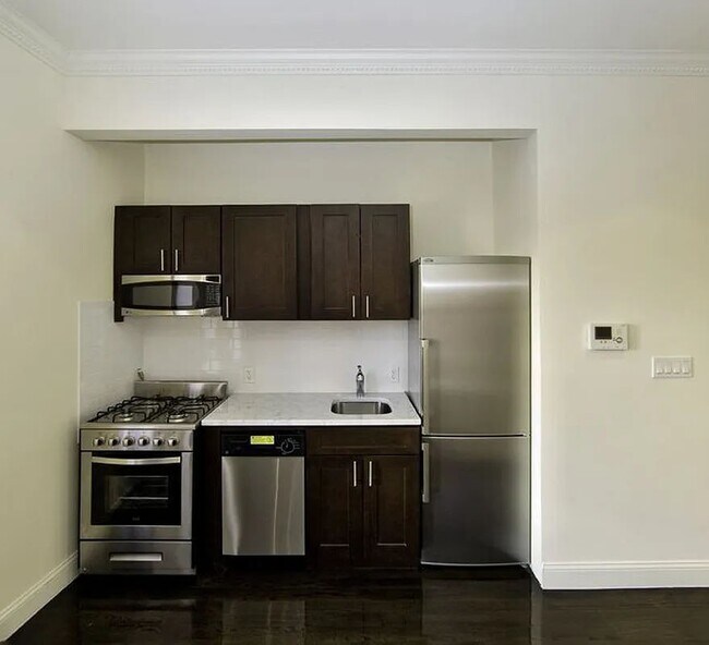 Building Photo - 39 East 1st Street