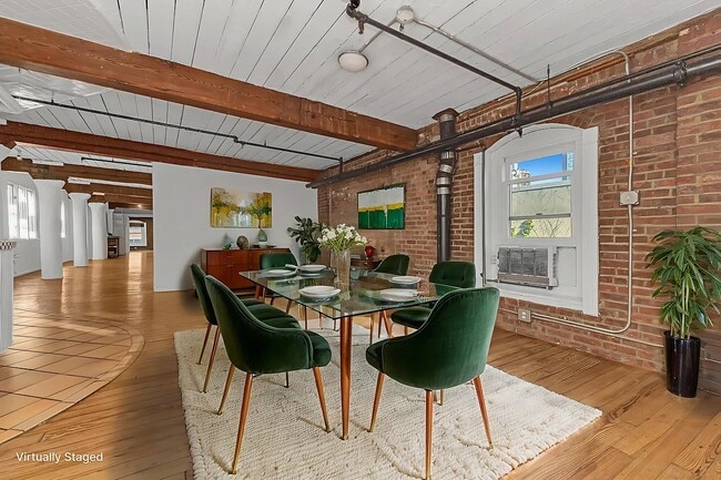 Building Photo - 85 South St