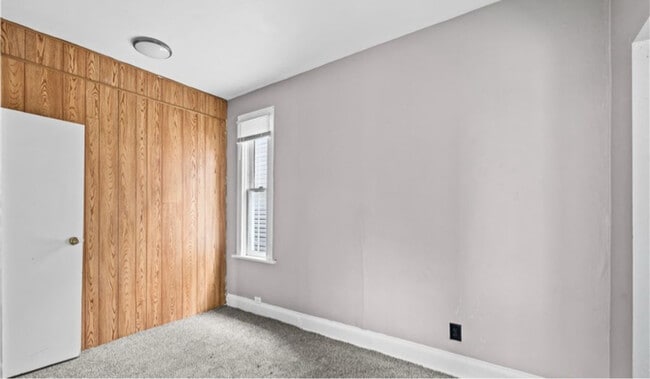 Building Photo - 1617 Buckingham St